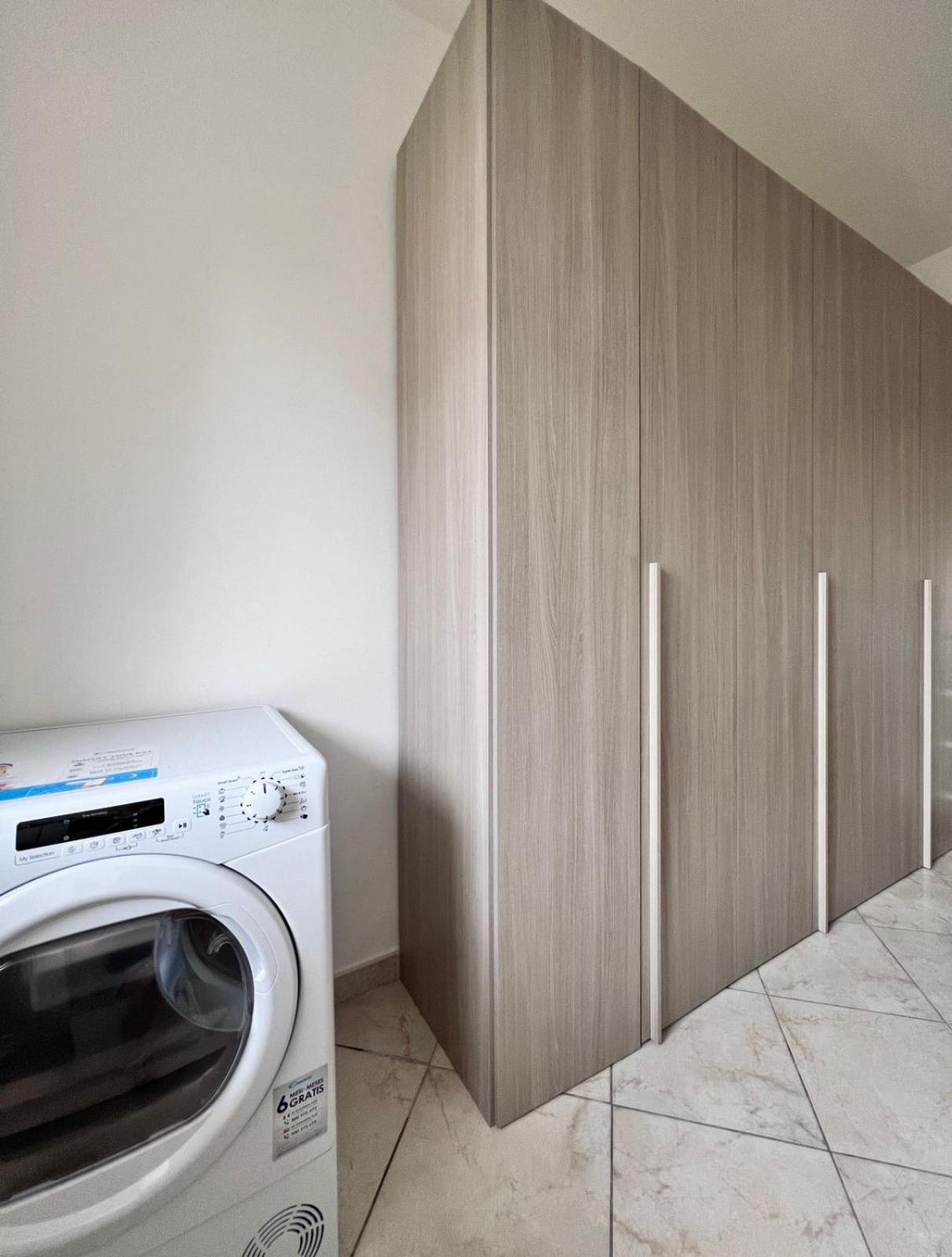 Apartment Capruzzi Бари Екстериор снимка