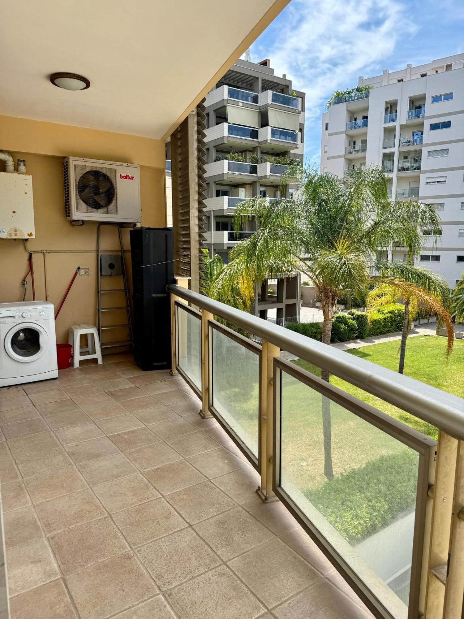 Apartment Capruzzi Бари Екстериор снимка