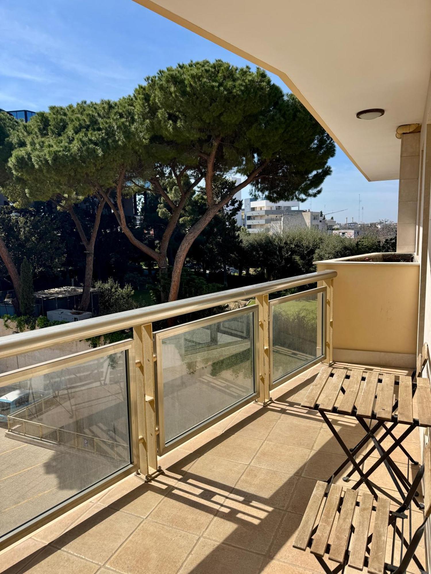 Apartment Capruzzi Бари Екстериор снимка